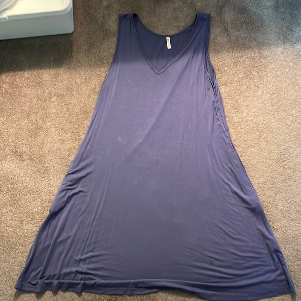 Purple flowy dress with pockets